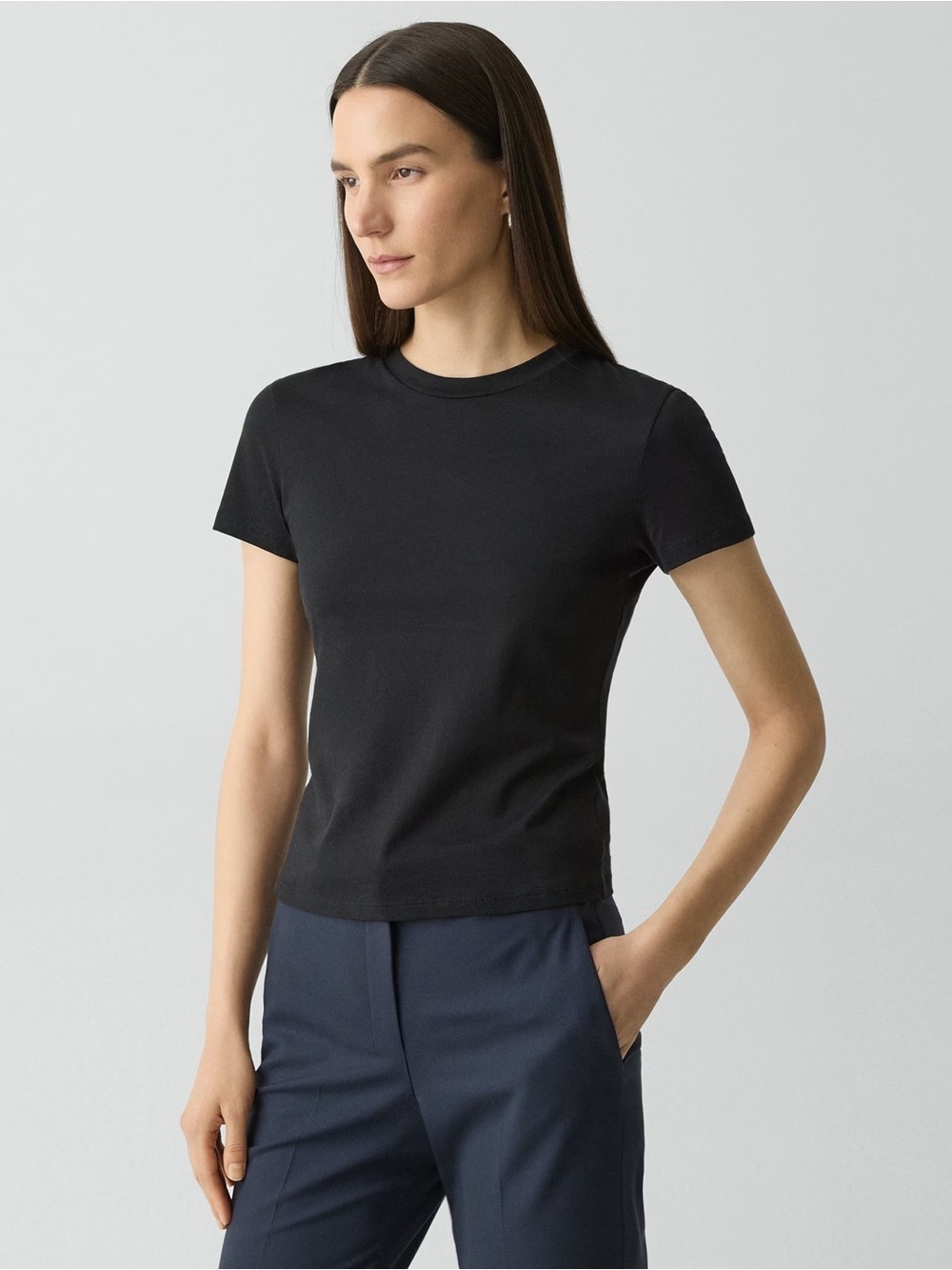 Theory Tiny Tee in Apex Tee - Black